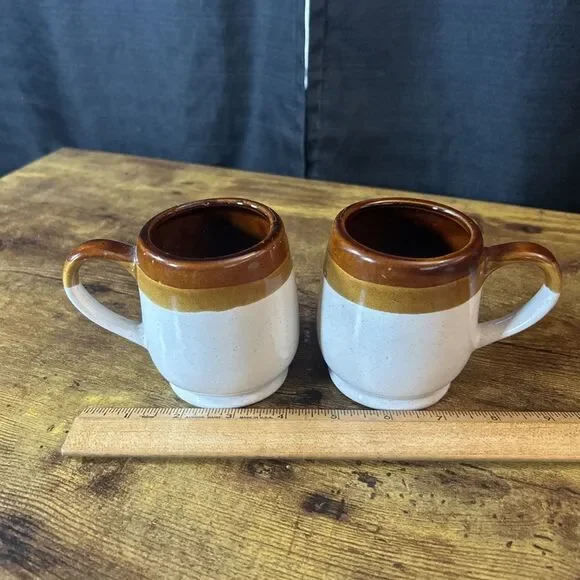Vintage Ceramic Stoneware Coffee Mugs Made In Taiwan Lot of 2 Brown and White - Picture 10 of 11